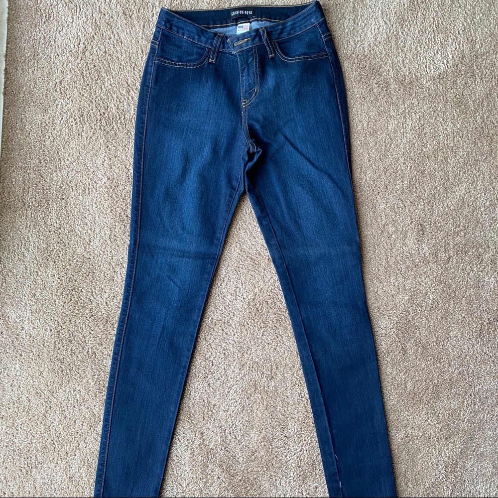 Jeans - Picture 2 of 4